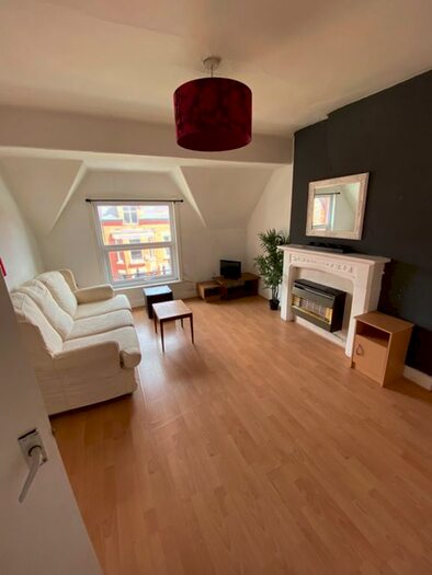 1 Bedroom Flat To Rent In Rutland Avenue, Sefton Park, Liverpool L17