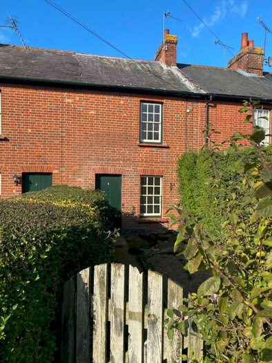 1 Bedroom Terraced House To Rent In The Island, Downside Common, Downside, Cobham KT11