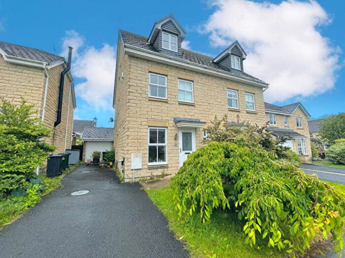 3 Bedroom Semi-Detached House For Sale In Masonfield Crescent, Lancaster, LA1