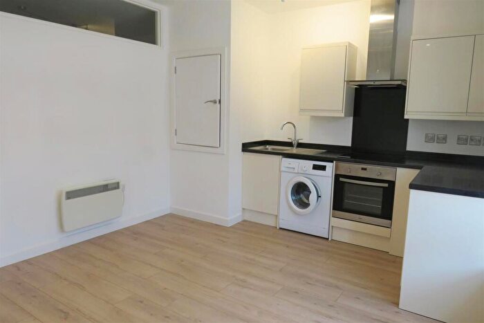 1 Bedroom Flat To Rent In St Mary's Place, Southampton, SO14