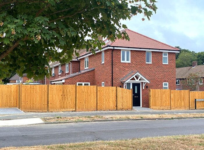 3 Bedroom Detached House For Sale In Alexander Grove, Fareham, Hampshire, PO16
