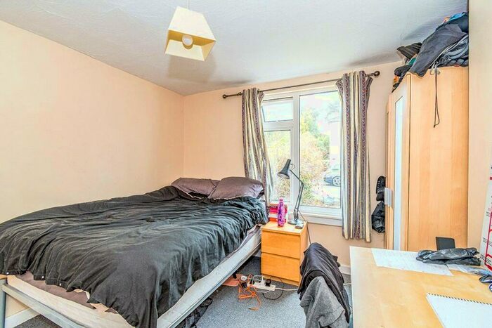 5 Bedroom House To Rent In Osborne Road North, Southampton, Hampshire, SO17