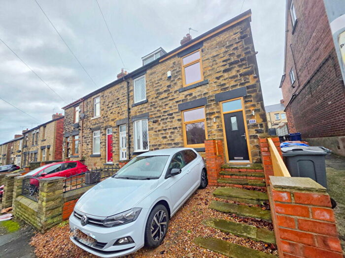 3 Bedroom End Of Terrace House For Sale In Saville Street, Cudworth, Barnsley, S72