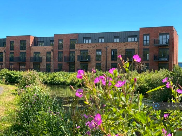 1 Bedroom Flat To Rent In Riverside Apartments, Leicester, LE2