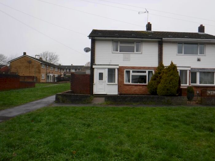 2 Bedroom End Of Terrace House To Rent In Passfield Walk, Havant, PO9
