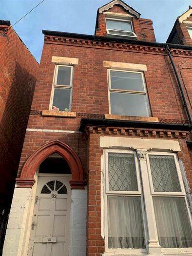 2 Bedroom Property To Rent In Exeter Road, Forest Fields, Nottingham, NG7