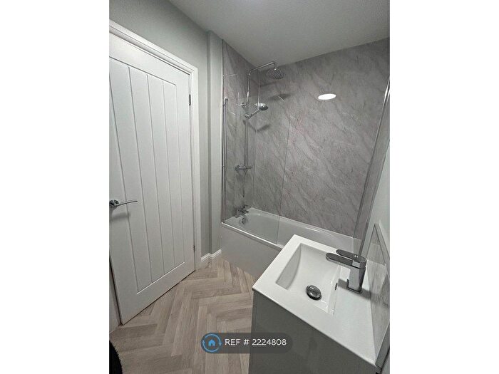 2 Bedroom Semi Detached House To Rent In Chaffinch Drive, Bury, BL9