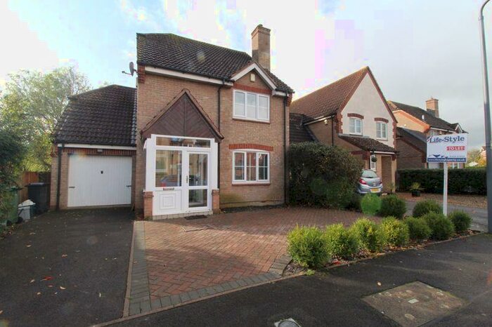 4 Bedroom Detached House To Rent In Rush Close, Bristol, BS32