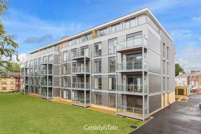 2 Bedroom Apartment To Rent In Somerville Court, St Peters Street, St Albans, AL1