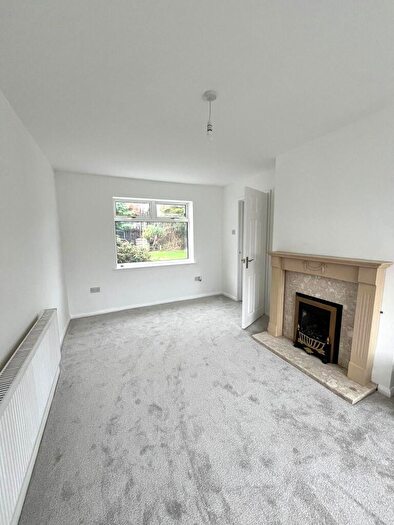 2 Bedroom Terraced House To Rent In Vale View, Nuneaton, CV10