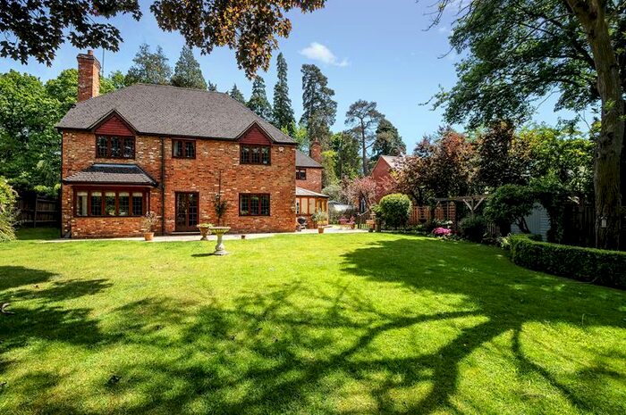 5 Bedroom Detached House To Rent In St Marys Hill, Ascot, SL5