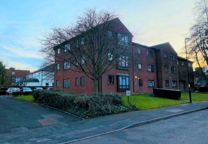 1 Bedroom Flat To Rent In Lindens, Rotton Park Road, Birmingham, West Midlands, B16