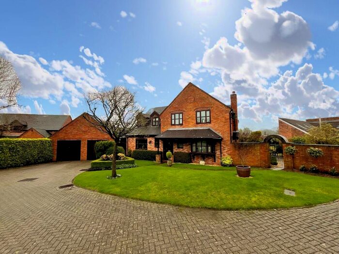 4 Bedroom Detached House For Sale In Bourne Court, Hilderstone, ST15
