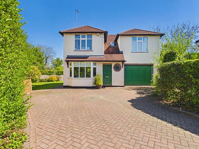 4 Bedroom Detached House For Sale In Nether Close Duffield, Belper, Derbyshire, DE56