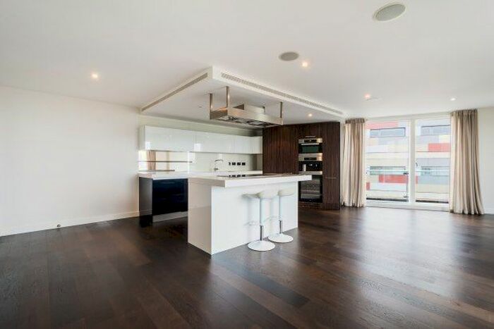 3 Bedroom Flat To Rent In Gatliff Road, London, SW1W