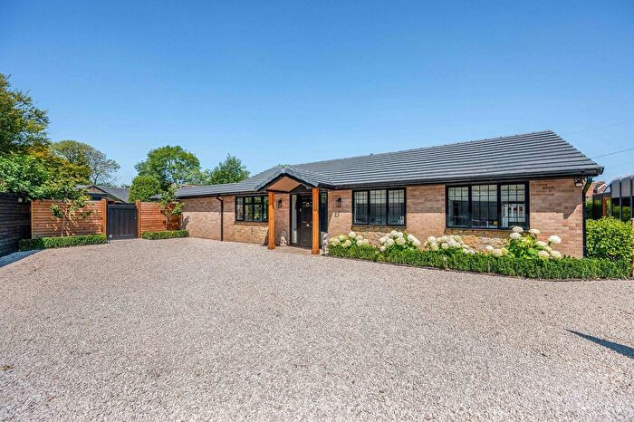 4 Bedroom Bungalow For Sale In Appledram Lane North, Chichester, PO19