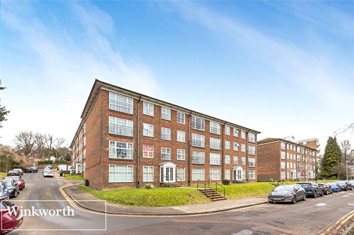 2 Bedroom Flat To Rent In Withdean Rise, Brighton, East Sussex, BN1