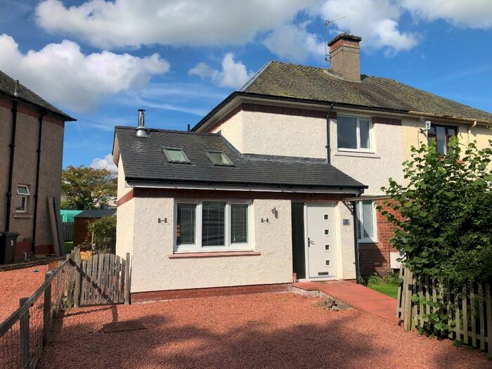 2 Bedroom Semi-Detached House To Rent In Knocklea, Biggar, ML12