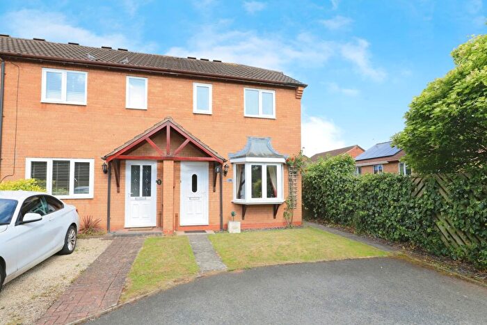 2 Bedroom End Of Terrace House For Sale In Peregrine Grove, Kidderminster, Worcestershire, DY10