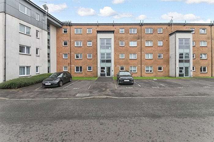 2 Bedroom Flat For Sale In Ellerslie Path, Yoker, Glasgow, G14