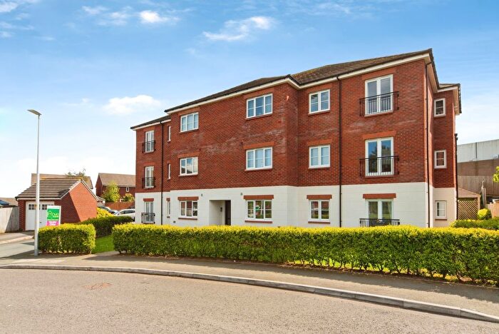 2 Bedroom Flat For Sale In Atholl Duncan Drive, Wirral, Merseyside, CH49