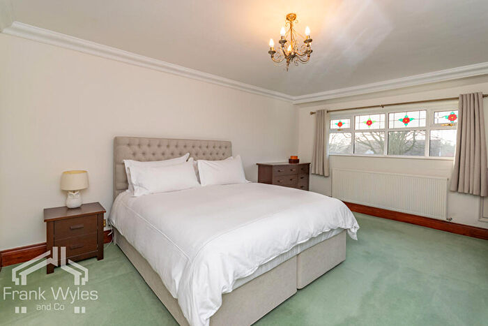 4 Bedroom Detached House For Sale In North Houses Lane, Lytham St. Annes, Lancashire, FY8