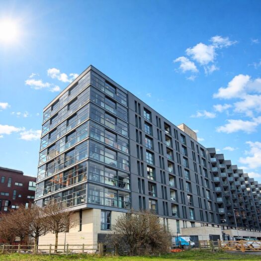 2 Bedroom Apartment For Sale In Munday Street, Manchester, M4