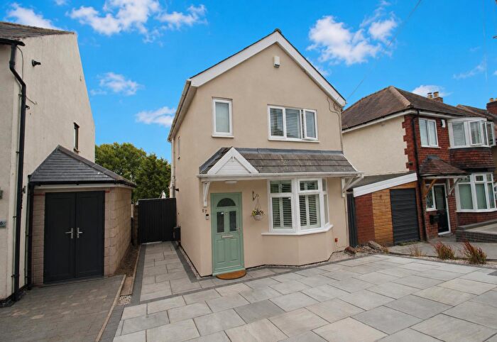 2 Bedroom Detached House For Sale In Stour Hill, Brierley Hill, DY5