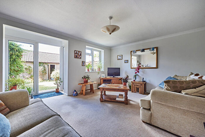 3 Bedroom Terraced House For Sale In Brecken Close, St. Albans, Hertfordshire, AL4