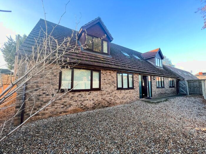 5 Bedroom Detached House To Rent In Vinrose Lodge, Mildenhall, IP28