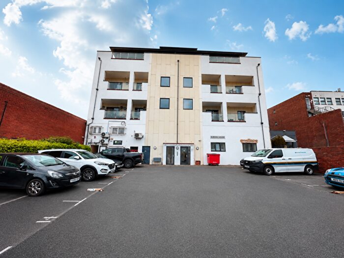 2 Bedroom Flat To Rent In Aurora House, Curzon Road, Waterlooville, PO7
