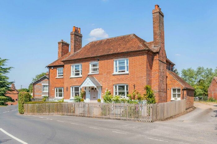 5 Bedroom Detached House For Sale In Chieveley, Newbury, Berkshire, RG20