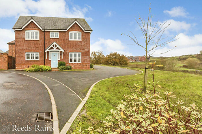 4 Bedroom Detached House For Sale In Dalebrook Road, Somerford, Congleton, Cheshire, CW12