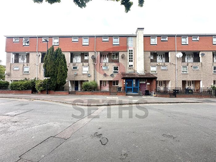 3 Bedroom Terraced House To Rent In Guthlaxton Street, Leicester, LE2