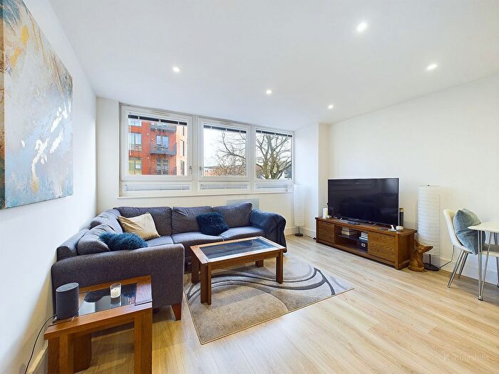 1 Bedroom Flat For Sale In Castle House, Desborough Road, High Wycombe, Buckinghamshire, HP11
