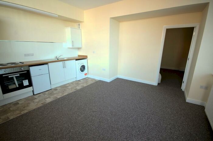 1 Bedroom Maisonette To Rent In Broad Green, Wellingborough, Northamptonshire., NN8