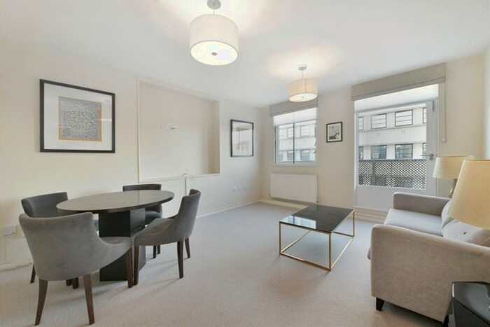 1 Bedroom Flat To Rent In Elizabeth Street, Belgravia, SW1W