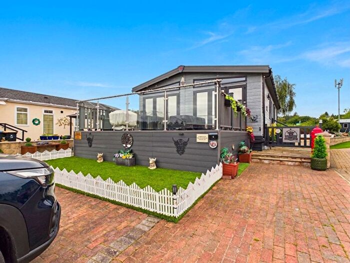 2 Bedroom Lodge For Sale In Kintore, Hillhead Caravan Park, AB51