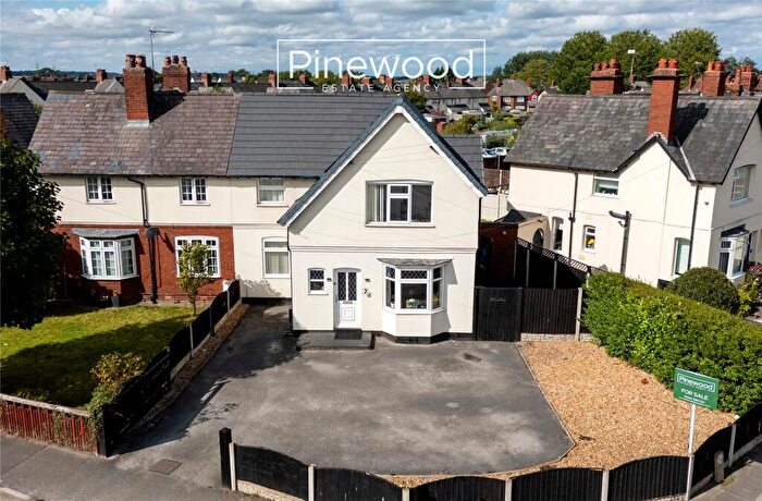 3 Bedroom Semi-Detached House For Sale In Farm Road, Garden City, CH5