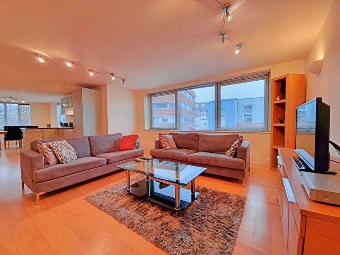 2 Bedroom Apartment To Rent In Friars Street, Ipswich, IP1