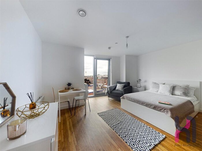 1 Bedroom Property For Sale In The Tower, Plaza Boulevard, Liverpool, L8