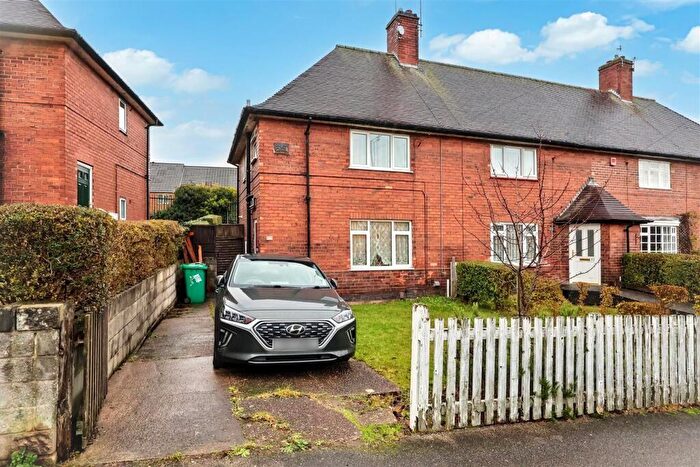 3 Bedroom End Of Terrace House For Sale In Gainsford Crescent, Nottingham, Nottinghamshire, NG5
