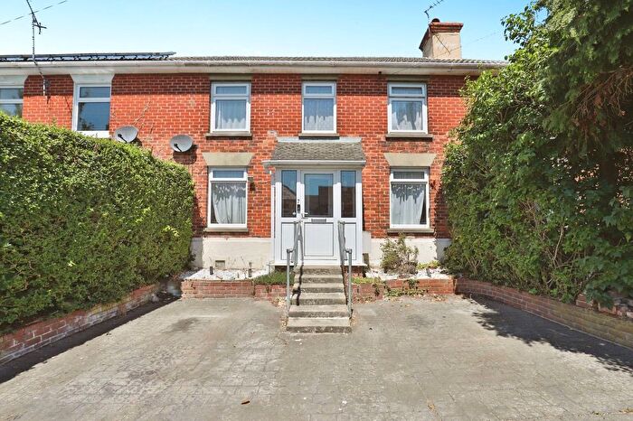 3 Bedroom Terraced House For Sale In Victoria Road, Bournemouth, Dorset, BH1