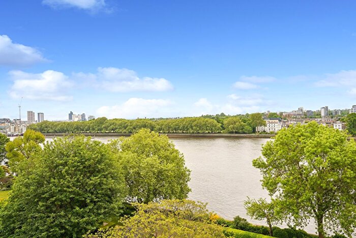 4 Bedroom Flat For Sale In Rivermead Court, Ranelagh Gardens, Hurlingham, London, SW6