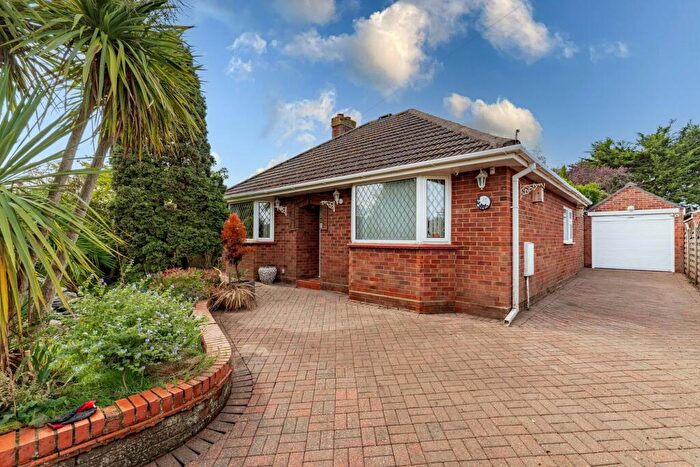 3 Bedroom Detached Bungalow For Sale In Park Lane, Wymondham, NR18