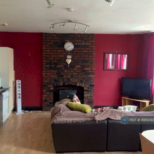2 Bedroom Flat To Rent In Oldham Street, Manchester, M1