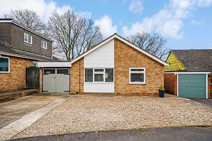 4 Bedroom Detached Bungalow For Sale In Runsell View, Danbury, CM3