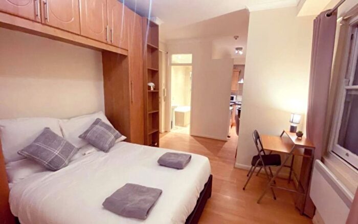 1 Bedroom Studio To Rent In King's Road, London, SW10