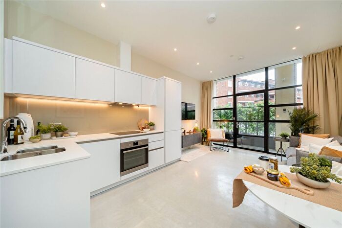 1 Bedroom Flat To Rent In Hampshire Street, Kentish Town, London, NW5