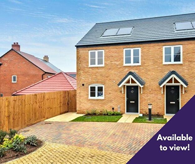3 Bedroom Semi Detached House For Sale In Storksbill Road, Weldon Manor, NN17